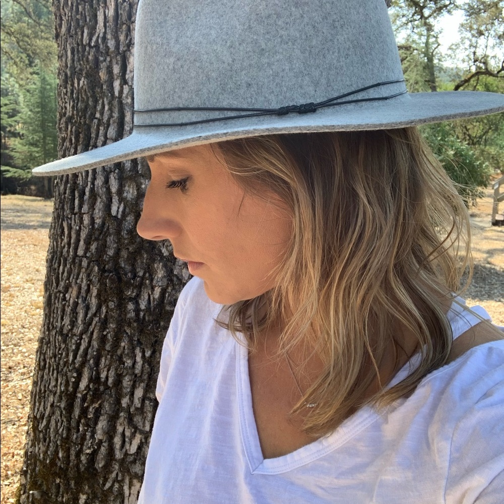 | tabitha gray wool minimalist hat | - Picture 2 of 8